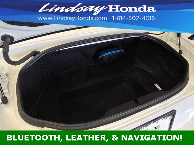 Vehicle image 19 of 25