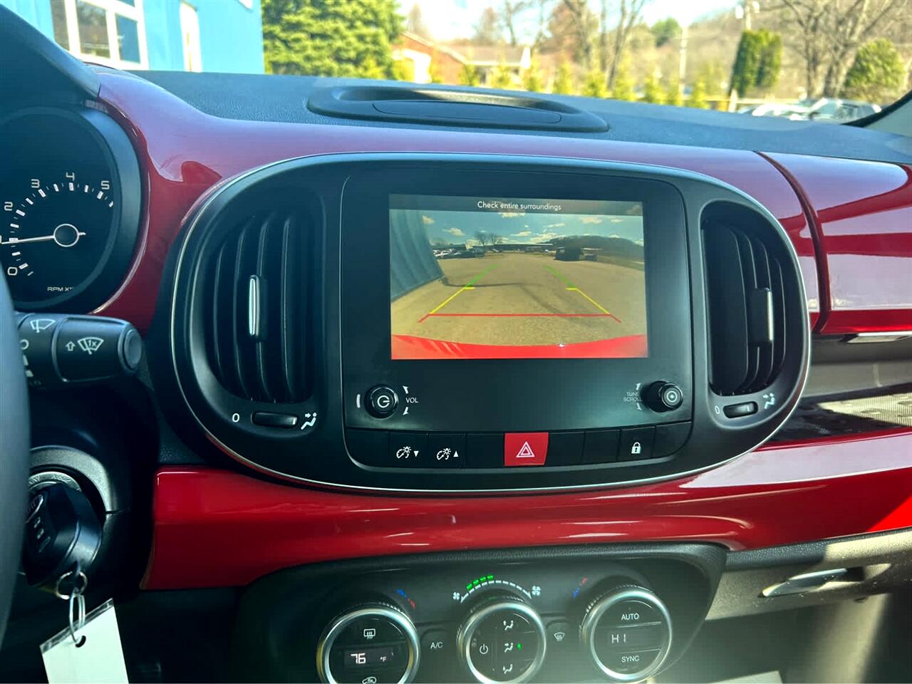 Vehicle image 17 of 33