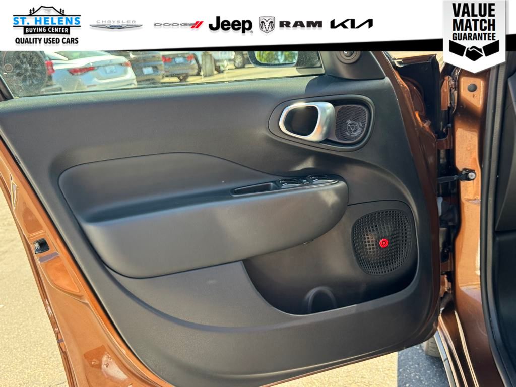 Vehicle image 27 of 29