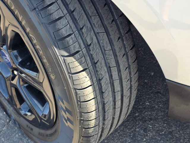 Vehicle image 15 of 41