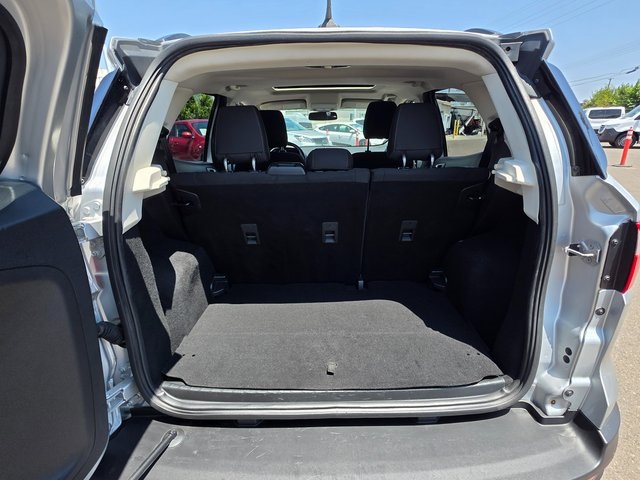 Vehicle image 13 of 41
