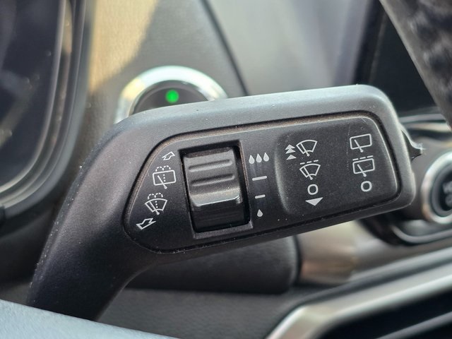 Vehicle image 39 of 41