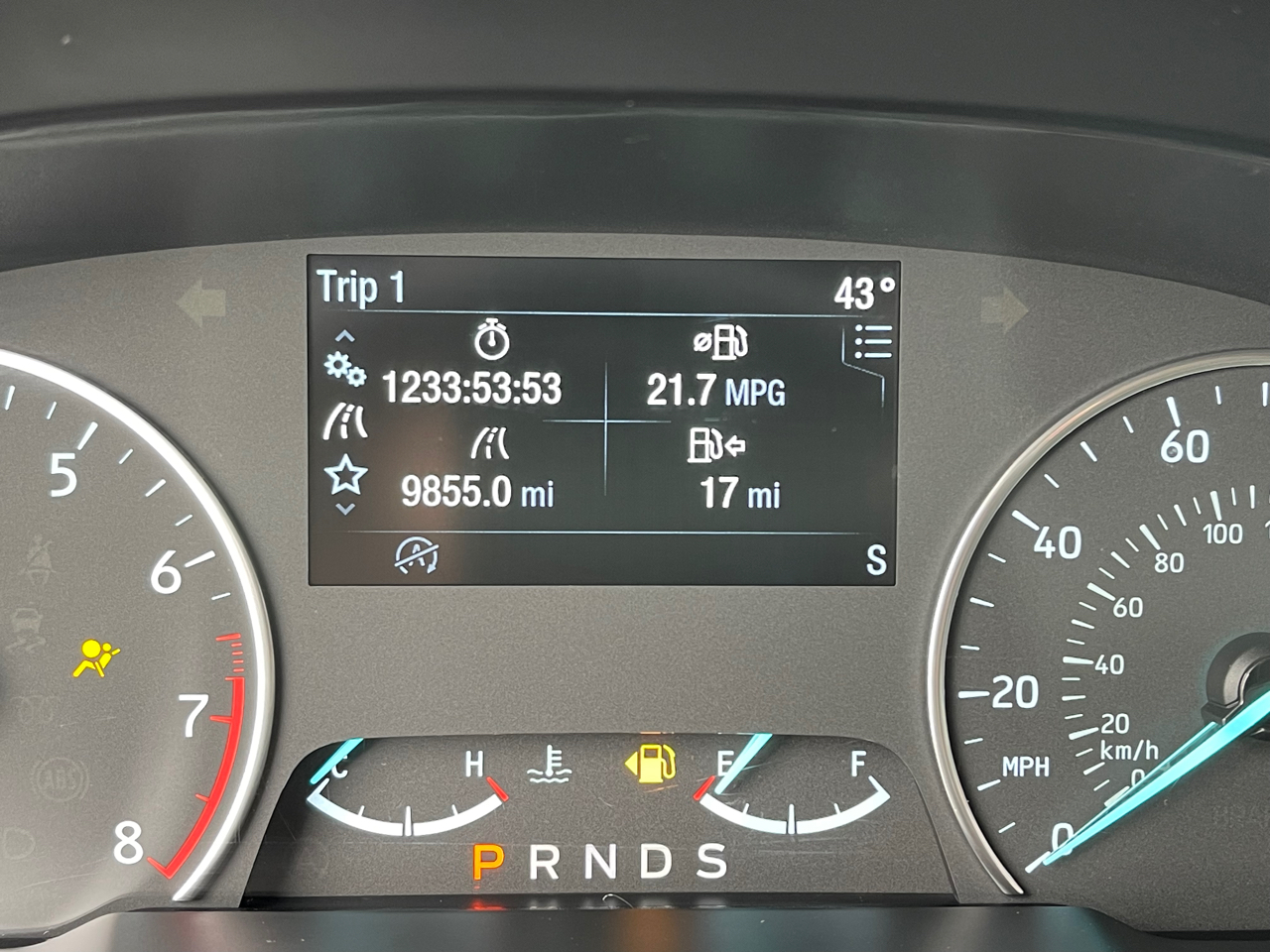 Vehicle image 28 of 29