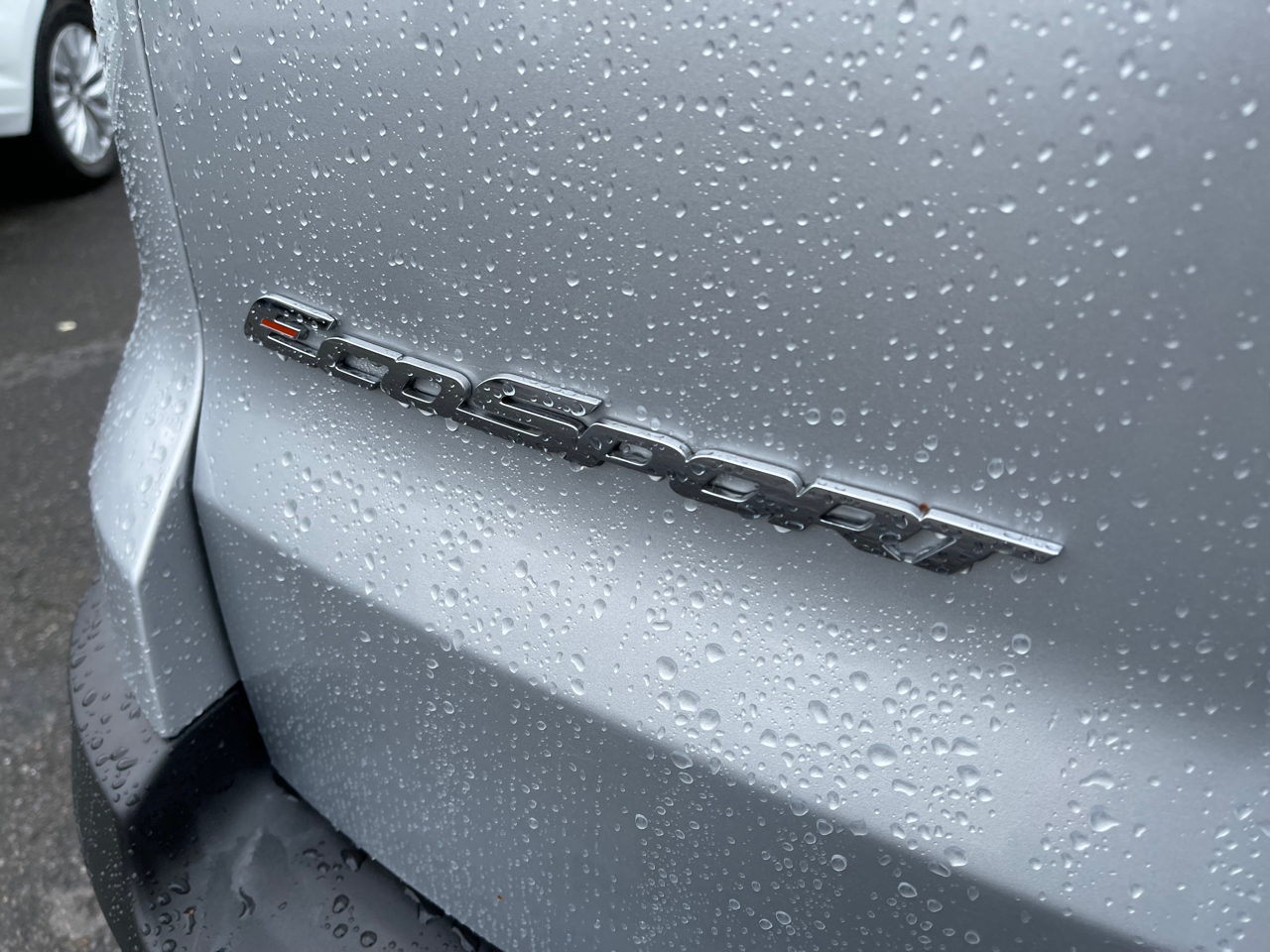 Vehicle image 10 of 29