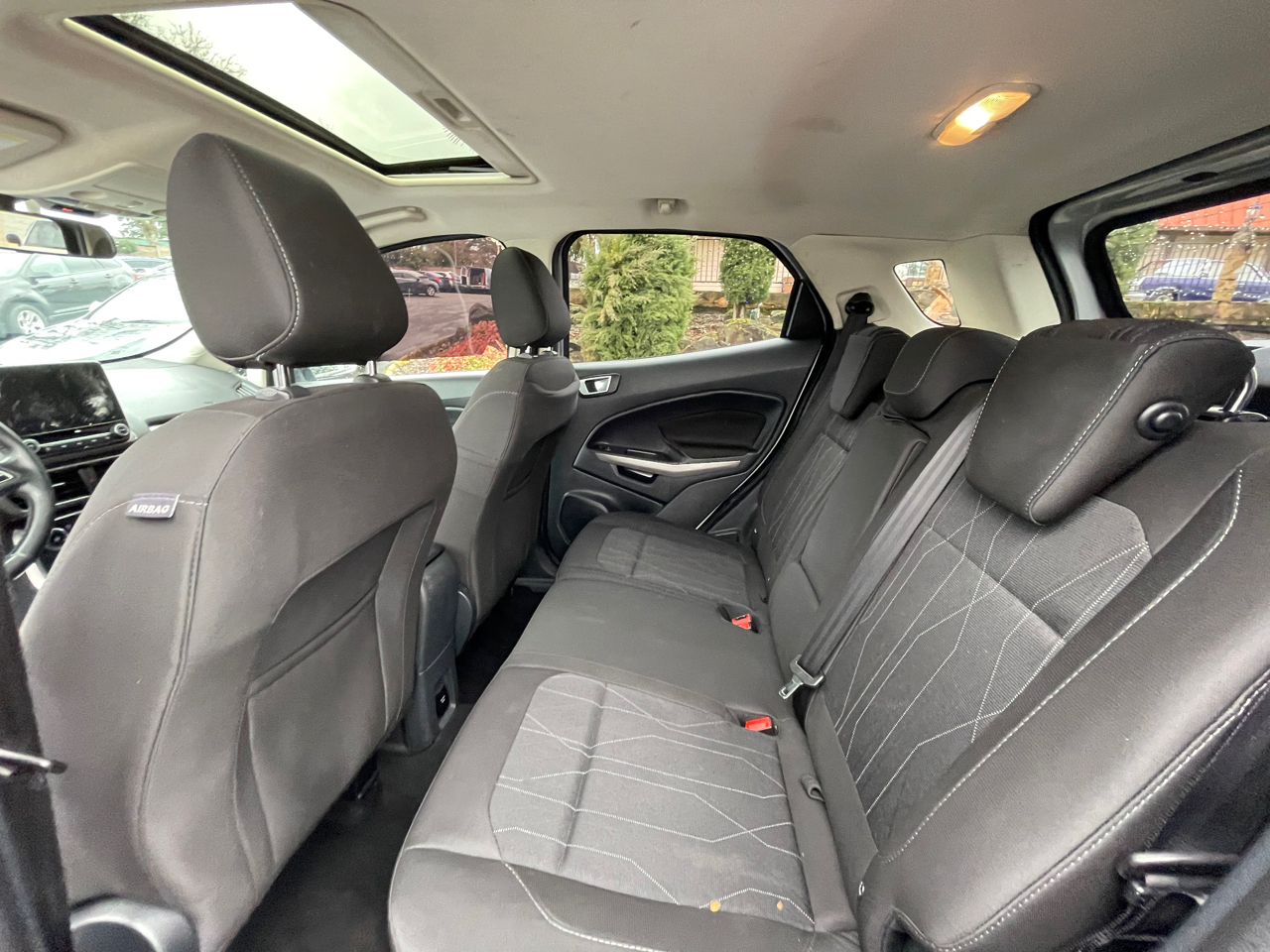 Vehicle image 18 of 29