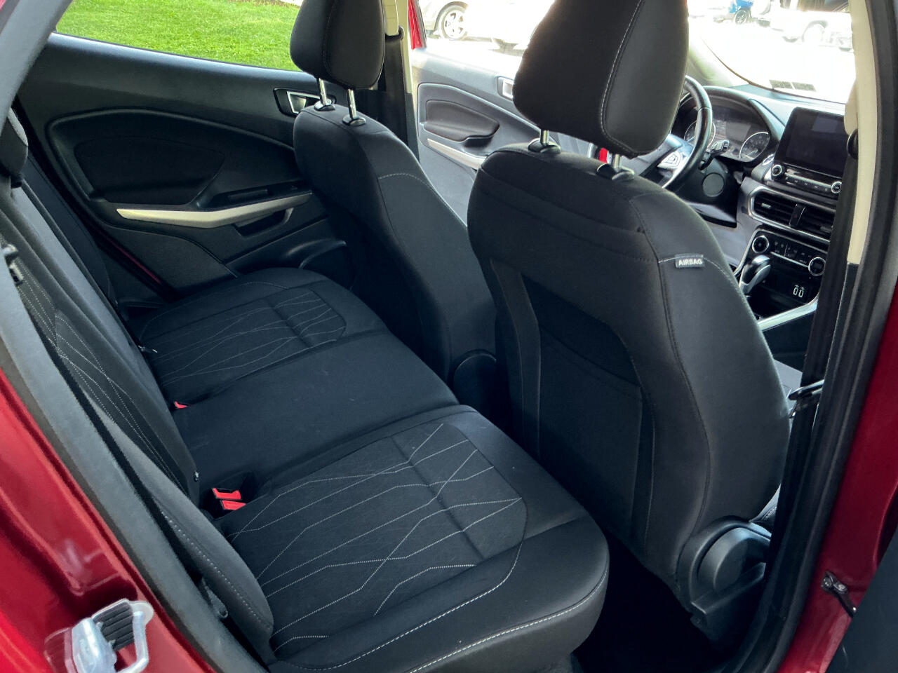 2019 Ford EcoSport SE Image 10 of 19