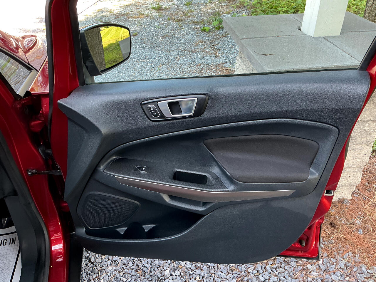 2019 Ford EcoSport SE Image 15 of 19