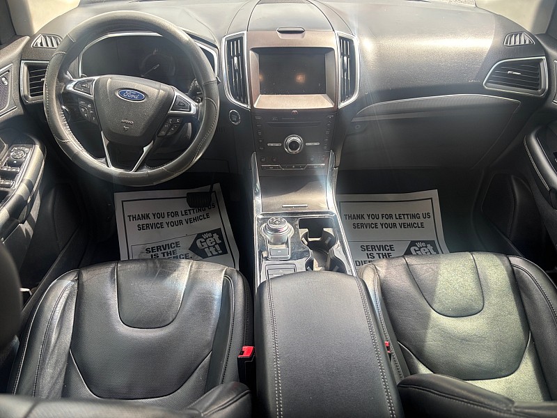 Vehicle image 31 of 35