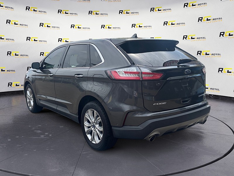 Vehicle image 7 of 35