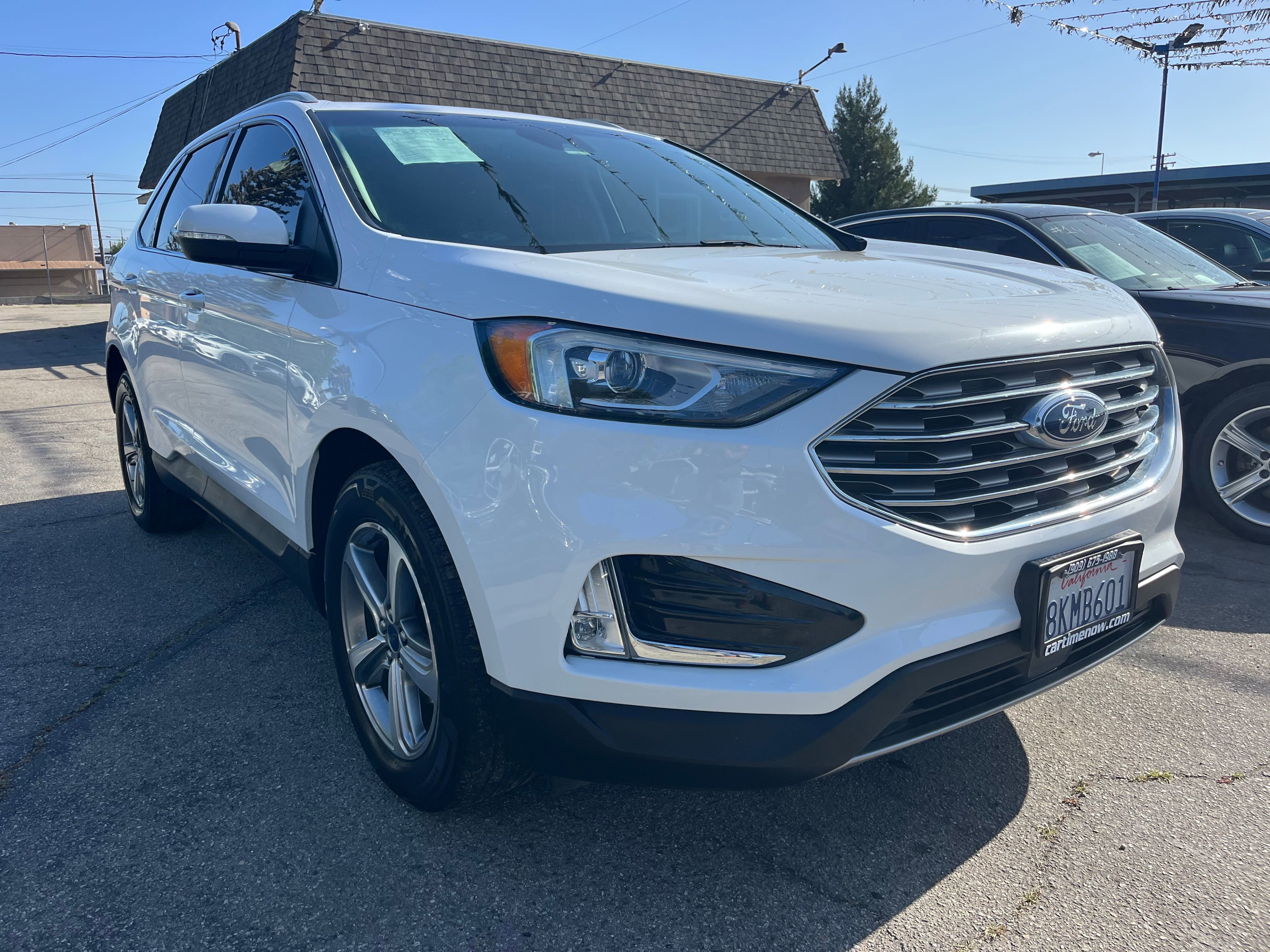 Vehicle image 9 of 72