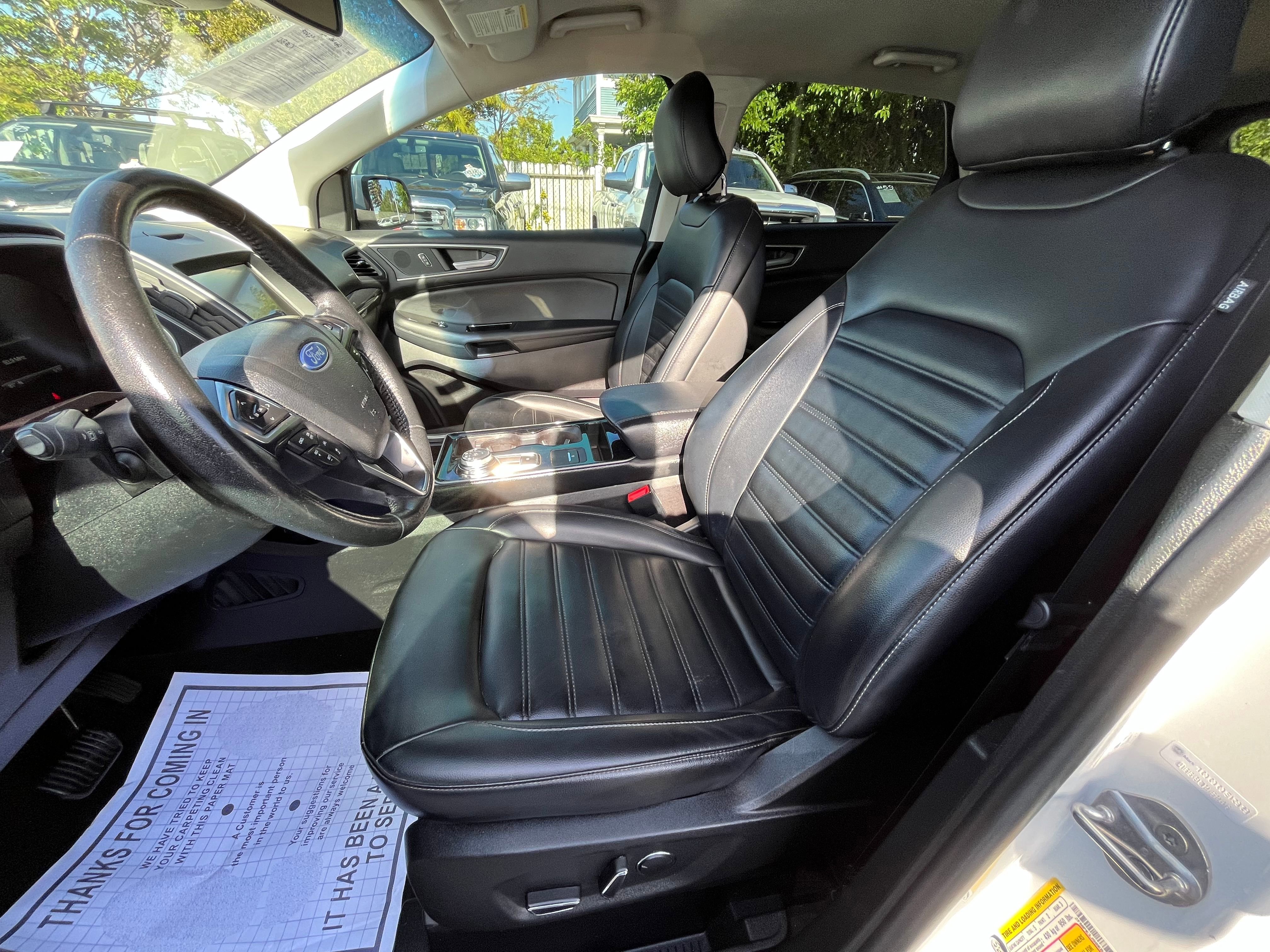 Vehicle image 38 of 72