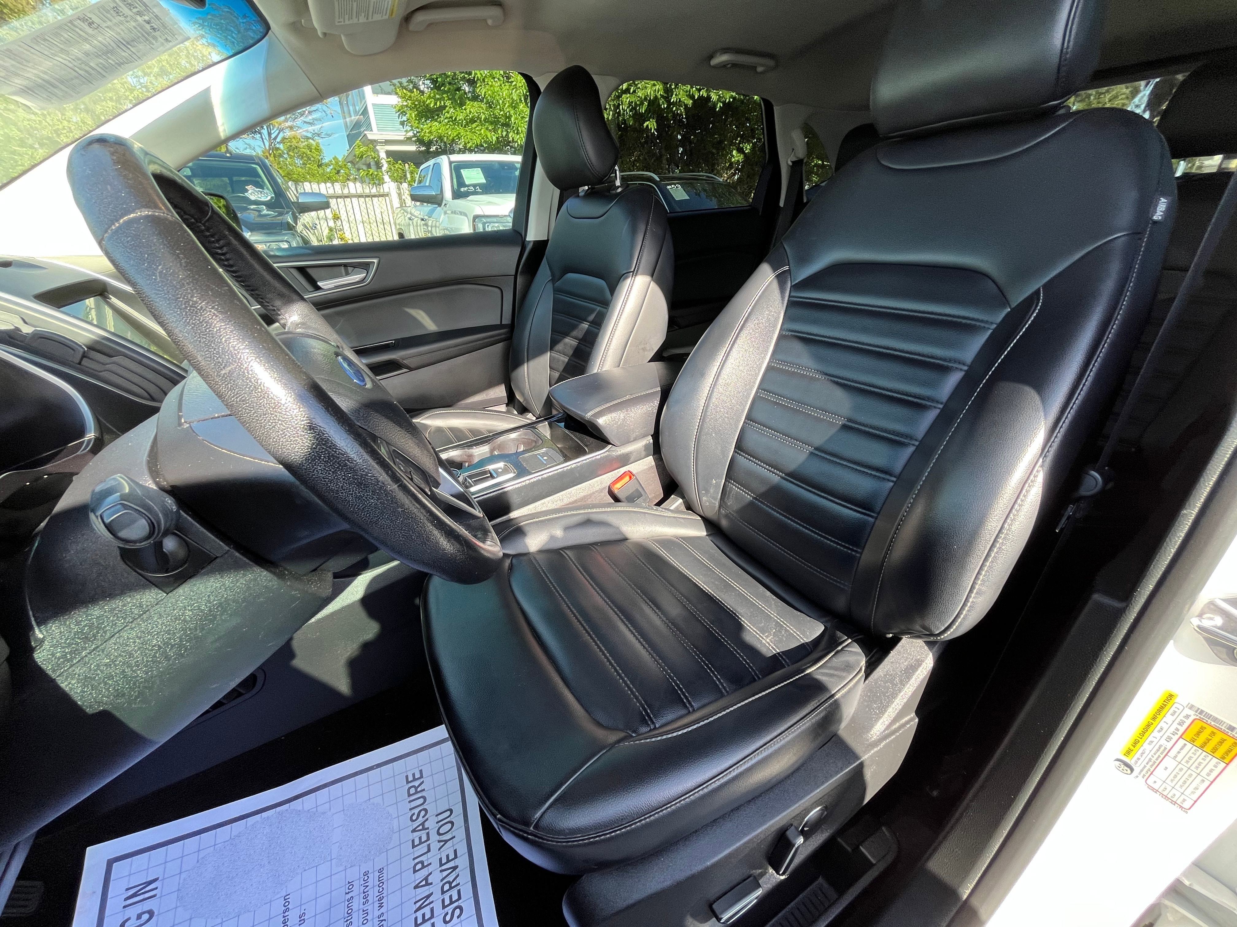 Vehicle image 42 of 72