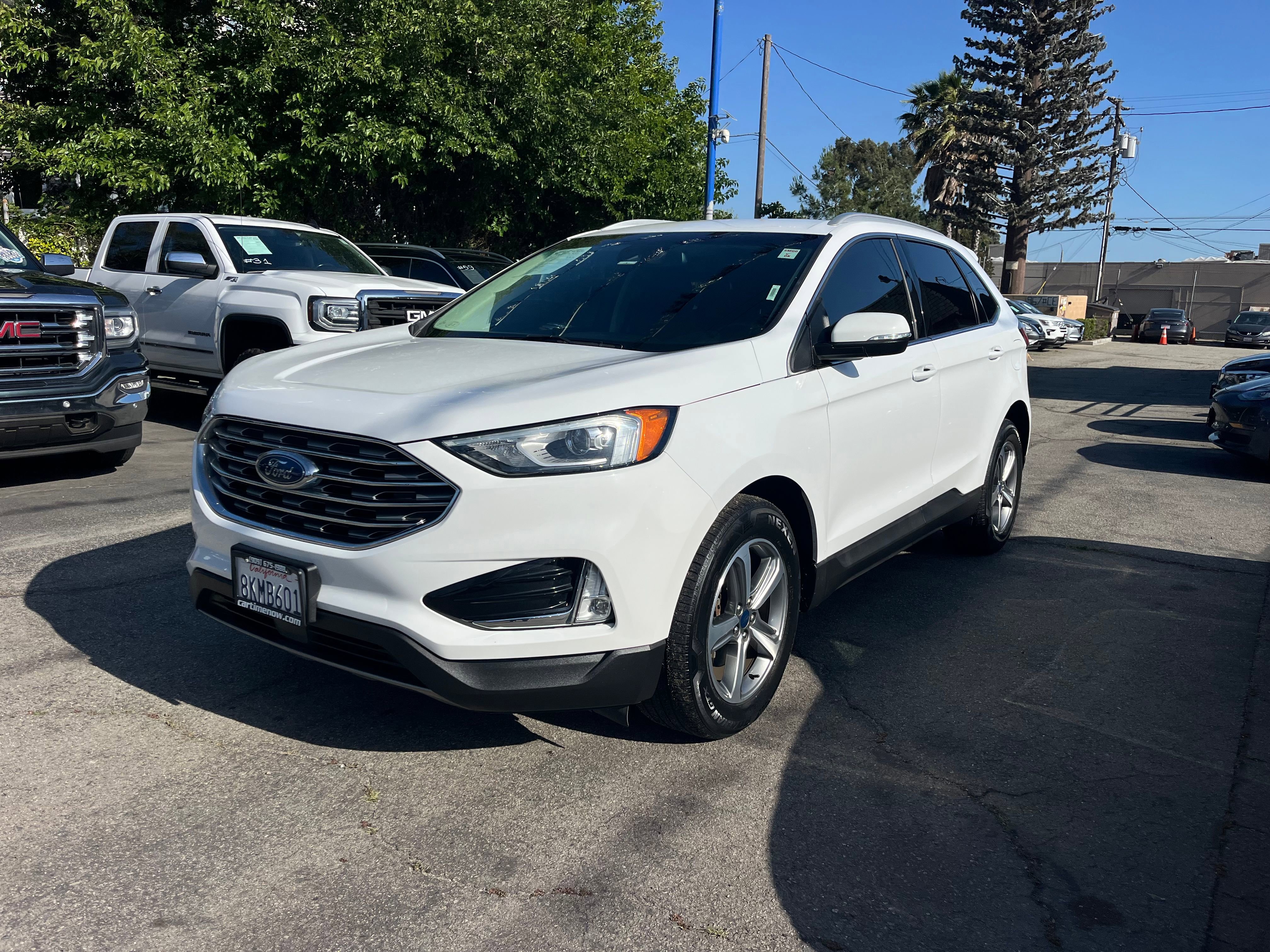 Vehicle image 2 of 72