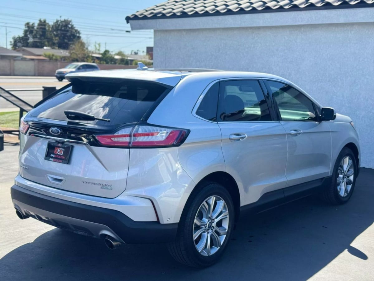 Vehicle image 5 of 36