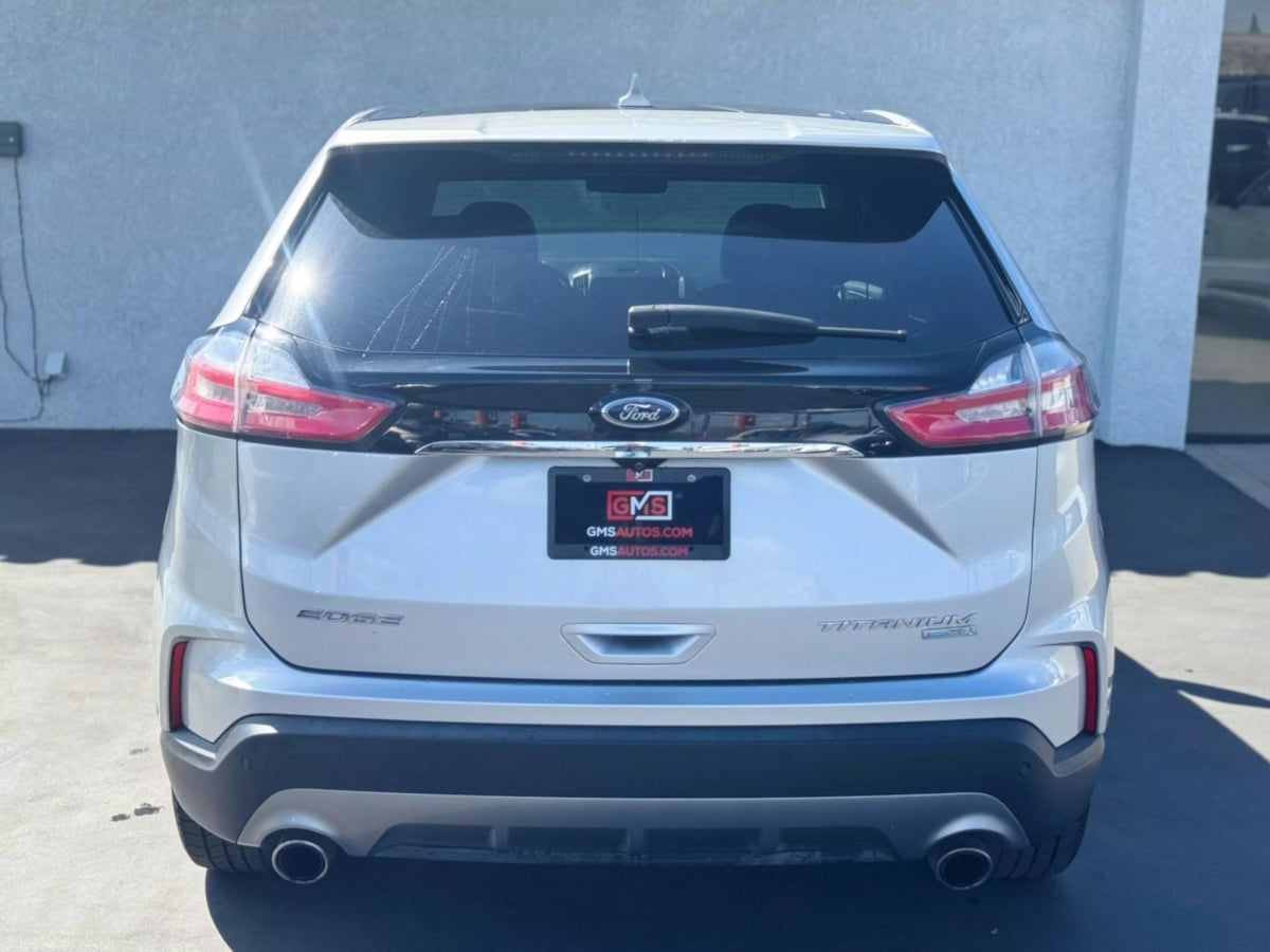 Vehicle image 6 of 36