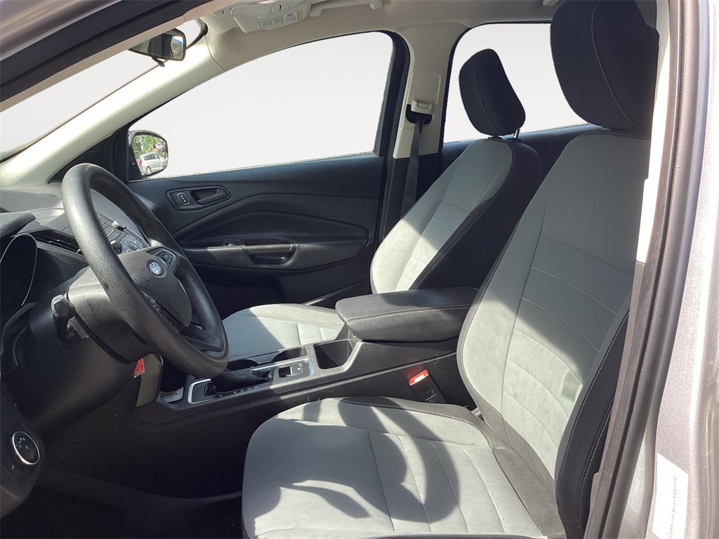 Vehicle image 6 of 19