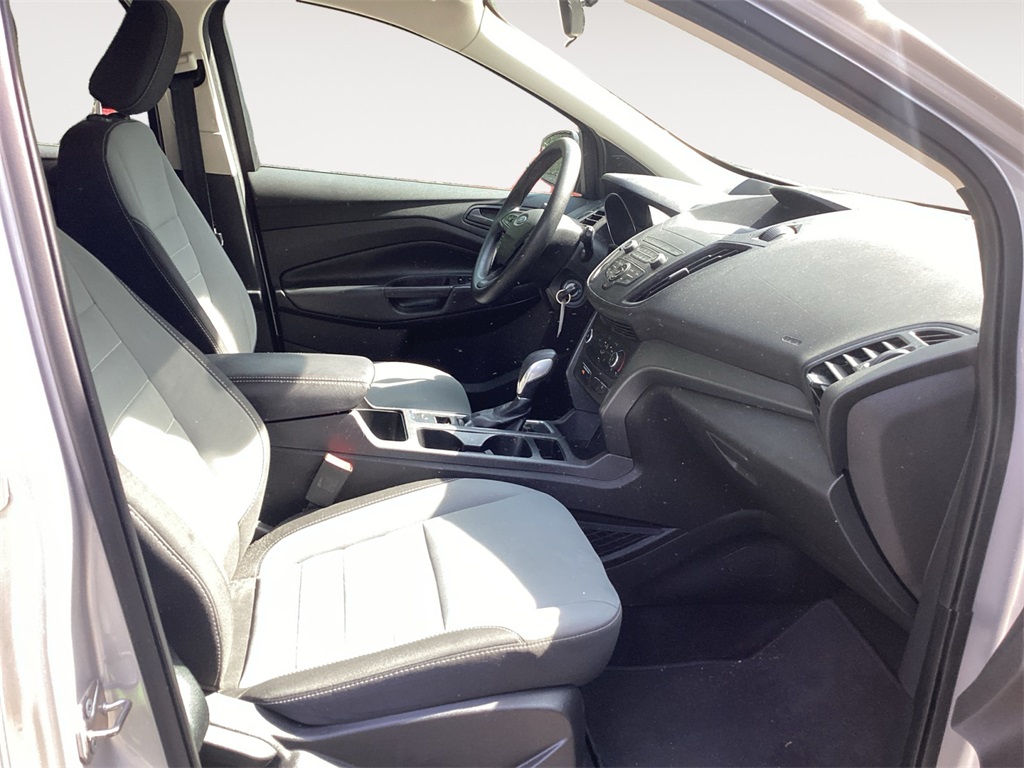 Vehicle image 12 of 19