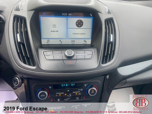 Vehicle image 12 of 16