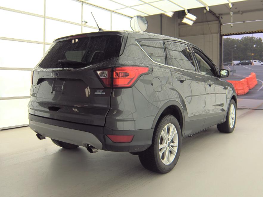 Vehicle image 2 of 7