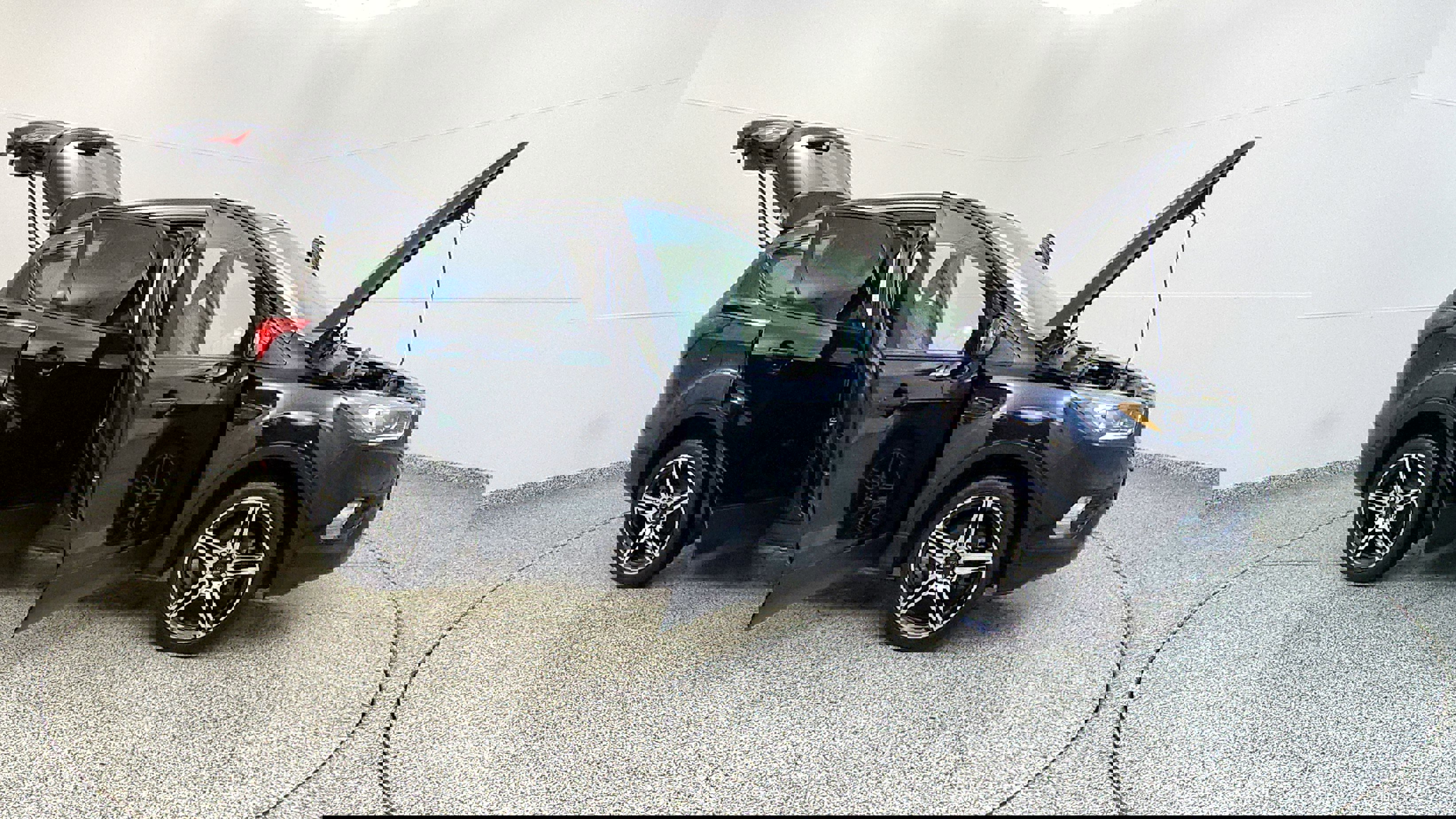 Vehicle image 12 of 32