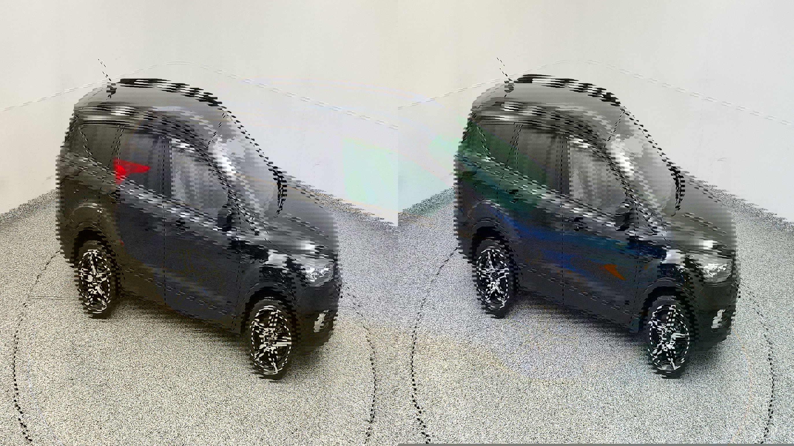 Vehicle image 15 of 32