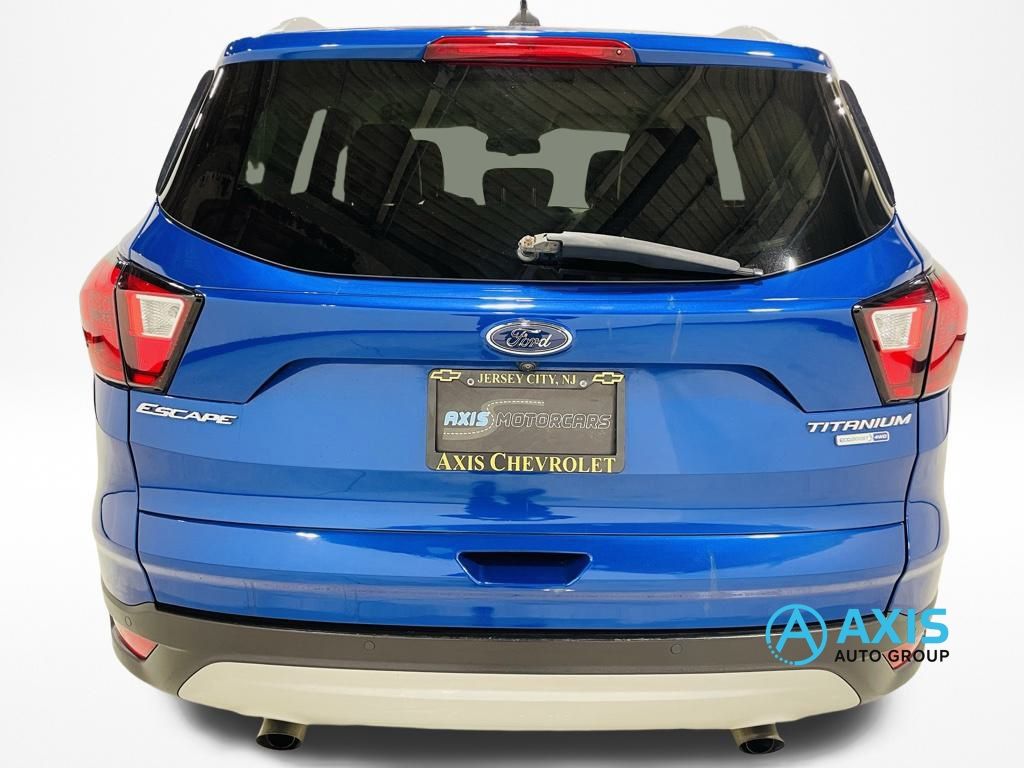 2019 Ford Escape Titanium Image 15 of 46