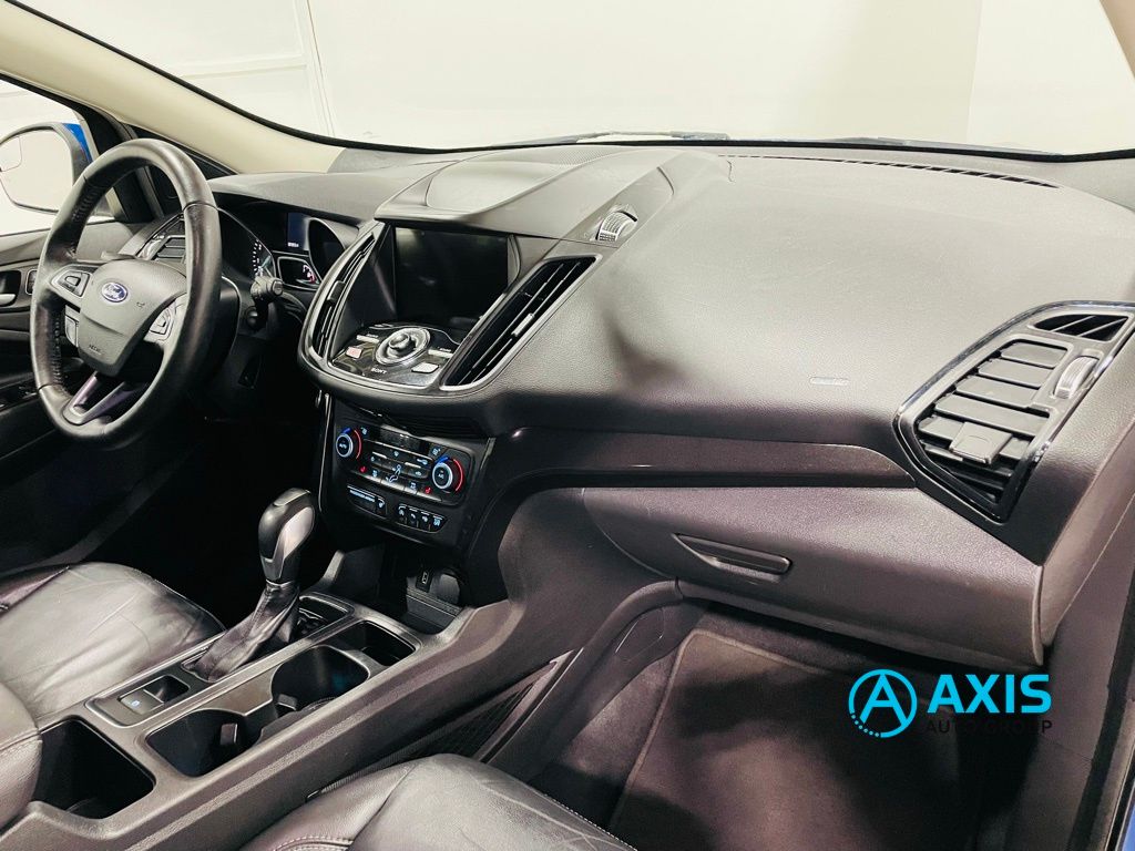 2019 Ford Escape Titanium Image 30 of 46