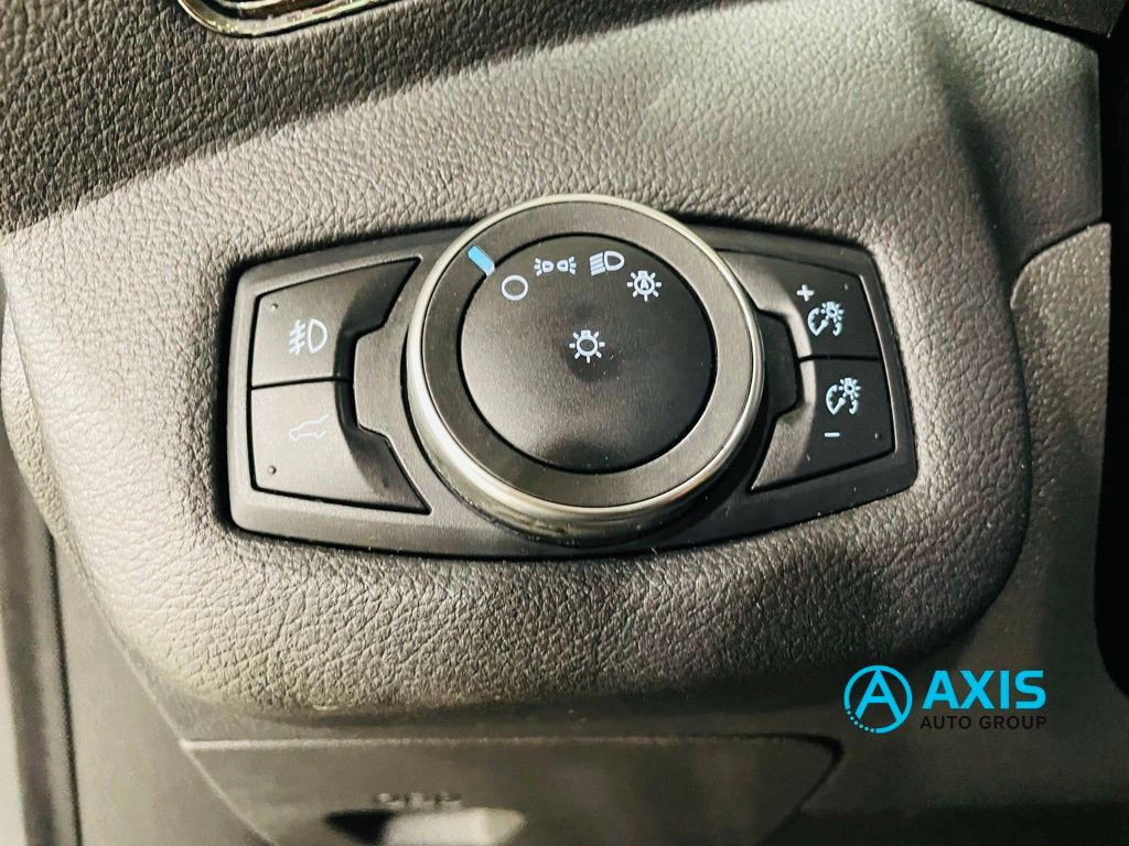 2019 Ford Escape Titanium Image 42 of 46