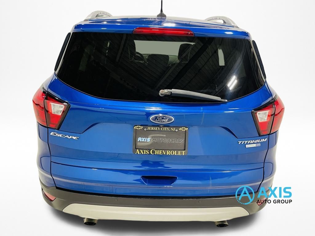 2019 Ford Escape Titanium Image 16 of 46