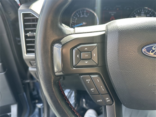 2019 Ford Expedition Limited Image 32 of 52