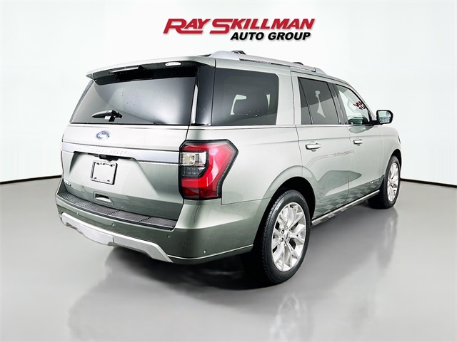 Vehicle image 5 of 43