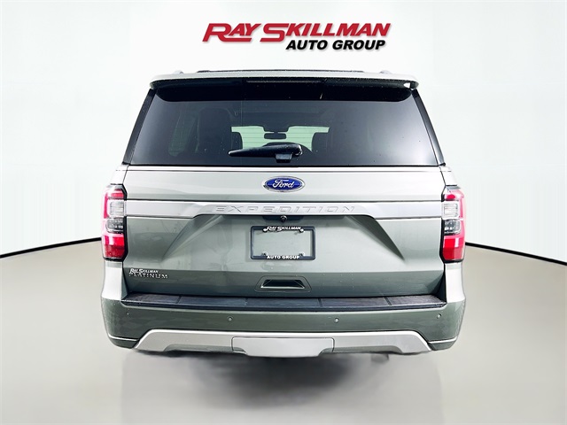Vehicle image 6 of 43