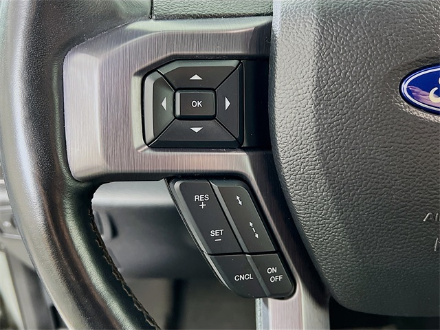 Vehicle image 13 of 43