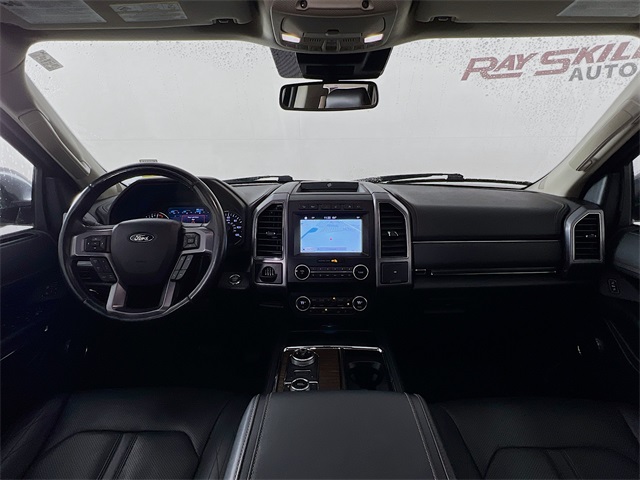 Vehicle image 25 of 43