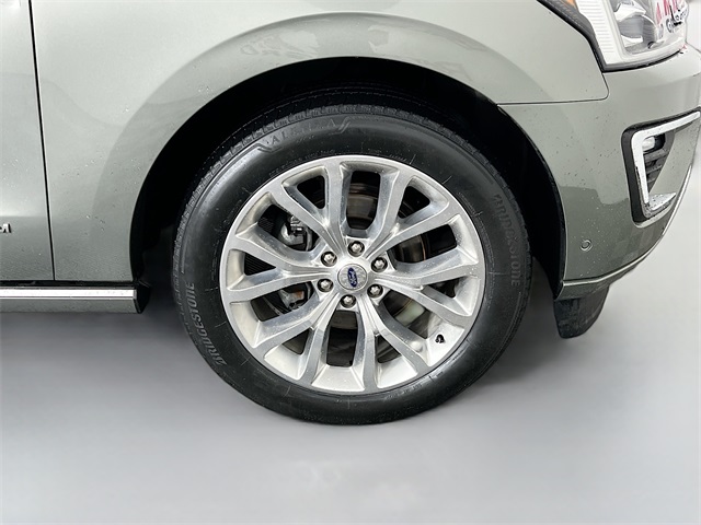 Vehicle image 39 of 43