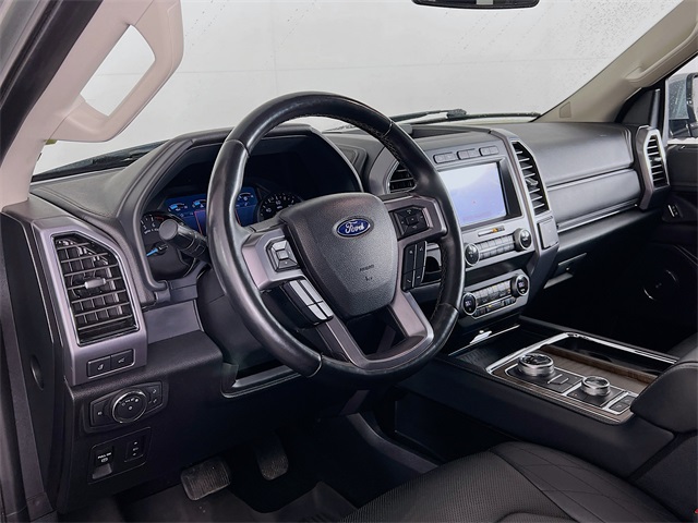 Vehicle image 36 of 43