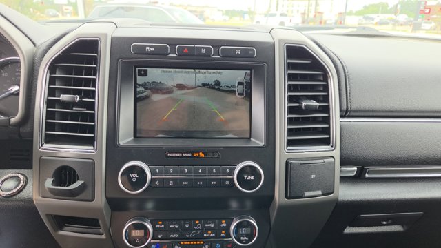 2019 Ford Expedition XLT Image 22 of 35