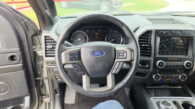 2019 Ford Expedition XLT Image 17 of 35