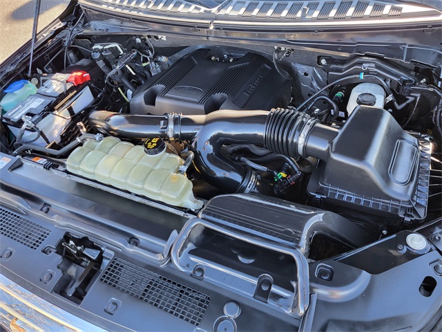 2019 Ford Expedition XLT Image 9 of 31