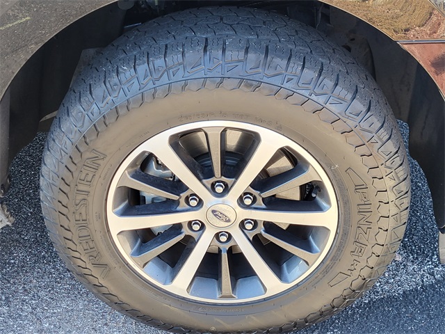 2019 Ford Expedition XLT Image 10 of 31