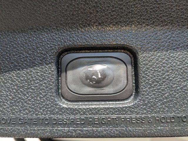 Vehicle image 16 of 36