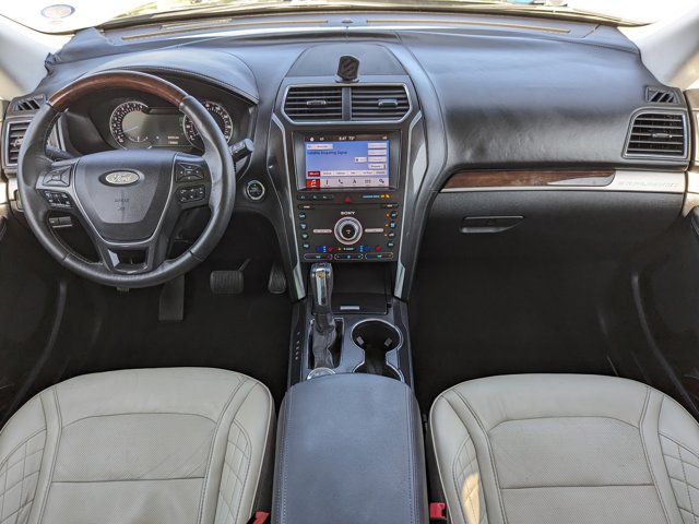 Vehicle image 19 of 36