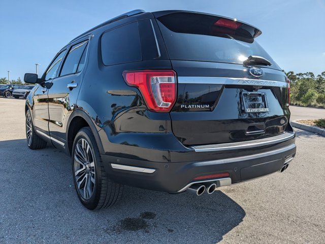Vehicle image 8 of 36