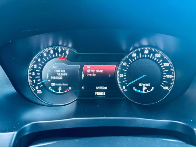 Vehicle image 22 of 40