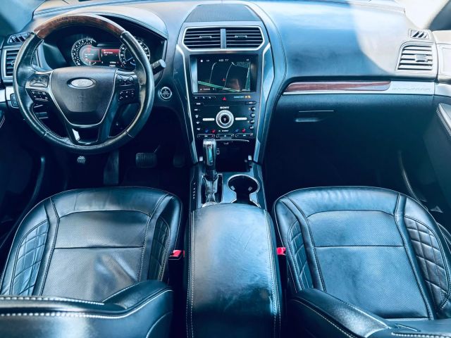 Vehicle image 15 of 40