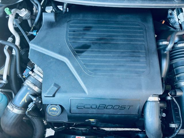 Vehicle image 11 of 40