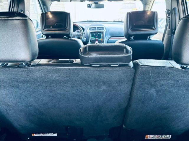 Vehicle image 29 of 40
