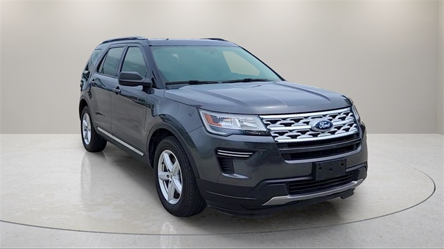 Vehicle image 6 of 32