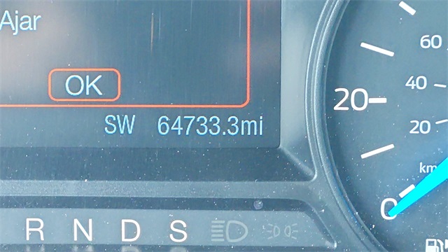 Vehicle image 11 of 32