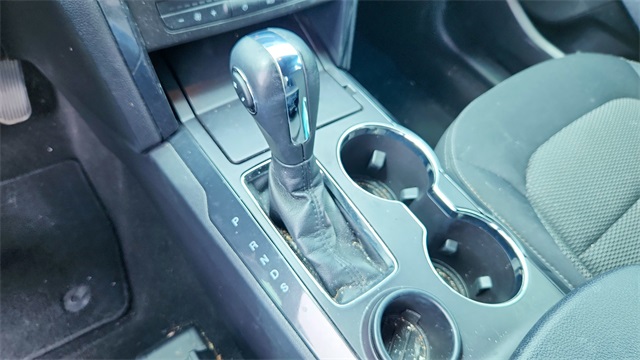Vehicle image 13 of 32